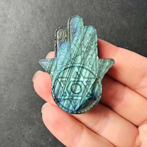 Рука Марием Хамса из Оабрадора